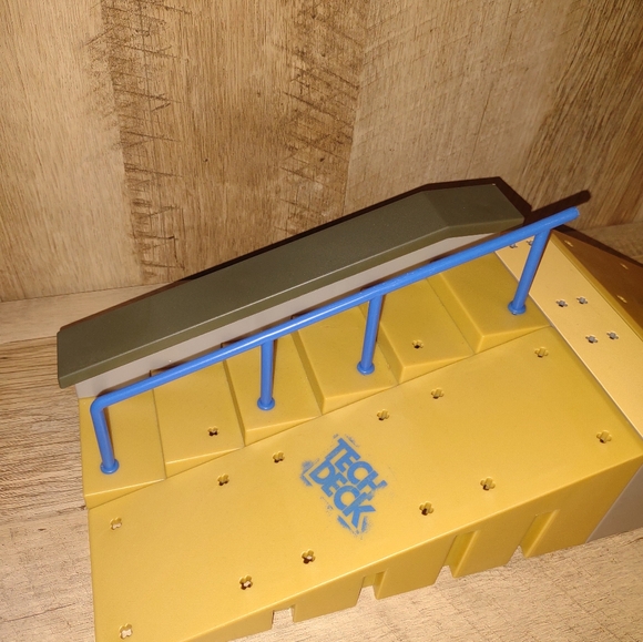 Vintage and New Tech Deck Lot - Picture 11 of 15